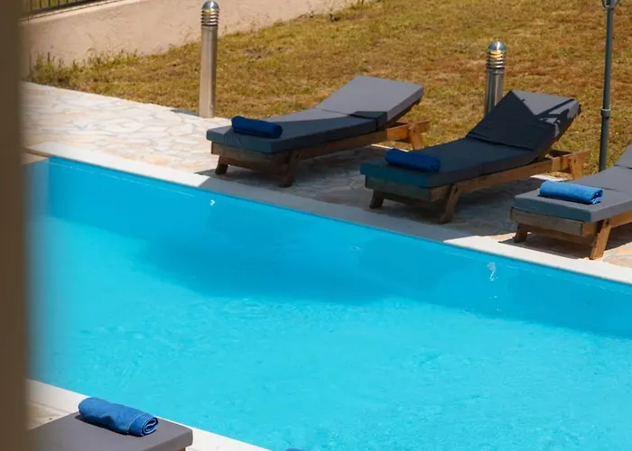 Elite Dio Βίλα Άνω Κορακιάνα