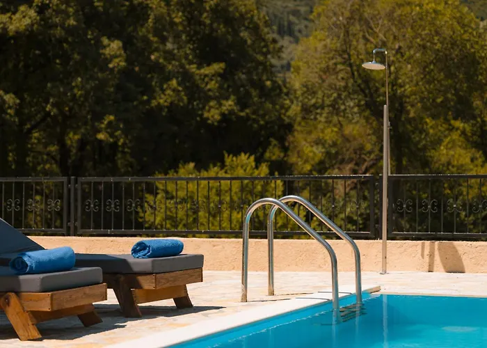 Elite Dio Βίλα Άνω Κορακιάνα